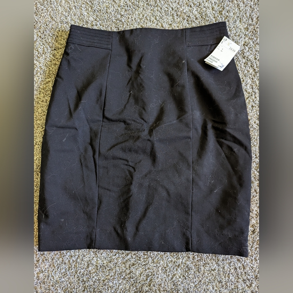H&M Black Pencil Skirt